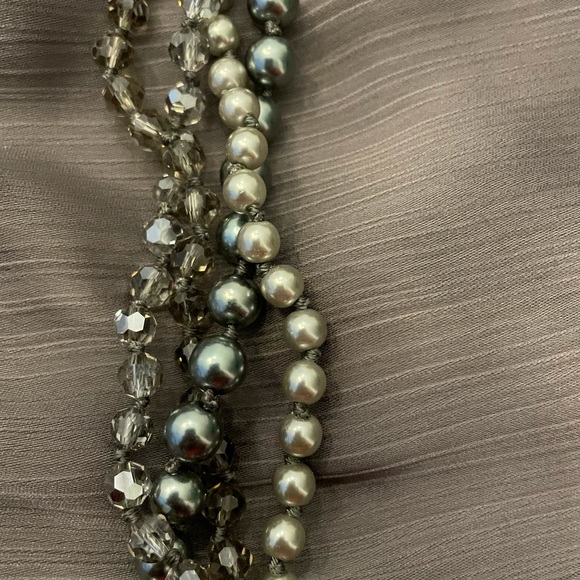 CAROLEE Vintage 4 stranded Gray Color Necklace - Picture 3 of 14